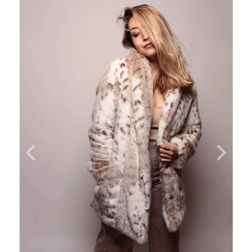 SIBERIAN SNOW LEOPARD COLLARED FAUX FUR COAT